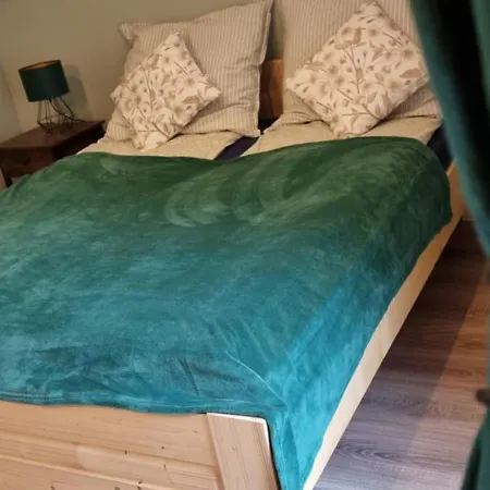 Holiday home Pod Lasem Gorce Z Kominkiem I Jacuzzi Ochotnica Dolna