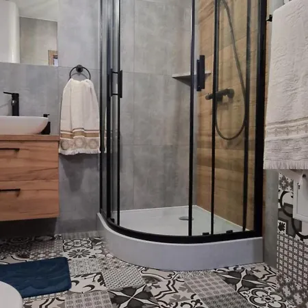 Pod Lasem Gorce Z Kominkiem I Jacuzzi Holiday home Ochotnica Dolna