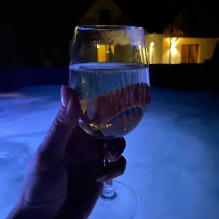 Holiday home Pod Lasem Gorce Z Kominkiem I Jacuzzi Ochotnica Dolna