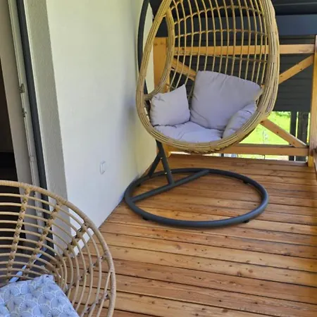 Holiday home Pod Lasem Gorce Z Kominkiem I Jacuzzi