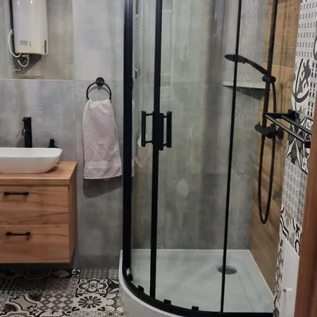 Pod Lasem Gorce Z Kominkiem I Jacuzzi *
